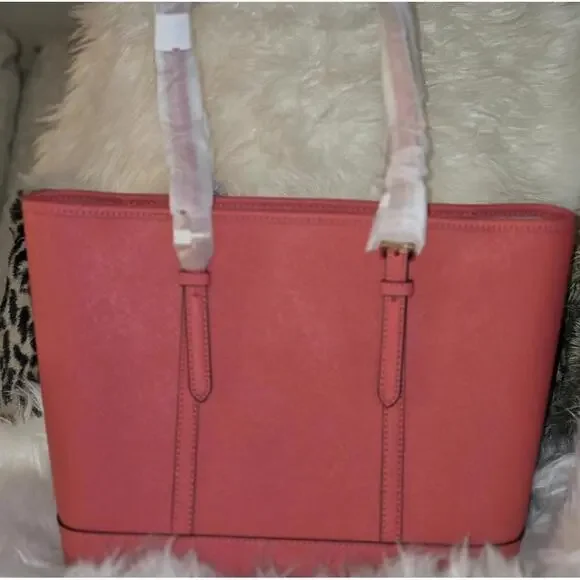 Michael Kors Jet Set Travel Saffiano Leather Tote Bag - Picture 2 of 5